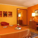 Hotel Intra Hotel 3*