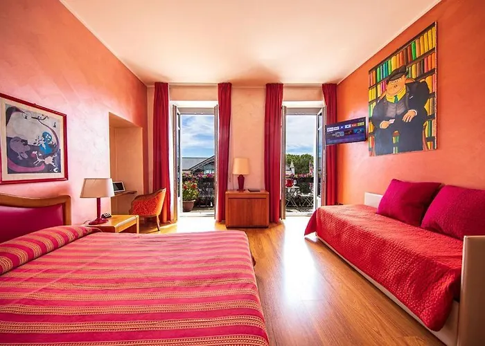 Intra Hotel فندق 3*