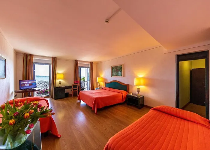 Hotel Intra Hotel Intra