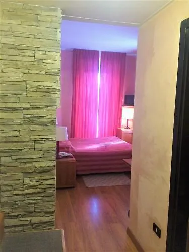 ホテル Intra Hotel イントラ